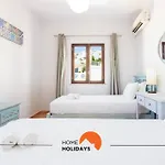 #185 V3 Laranjeiras By Holidays Hébergement de vacances *
